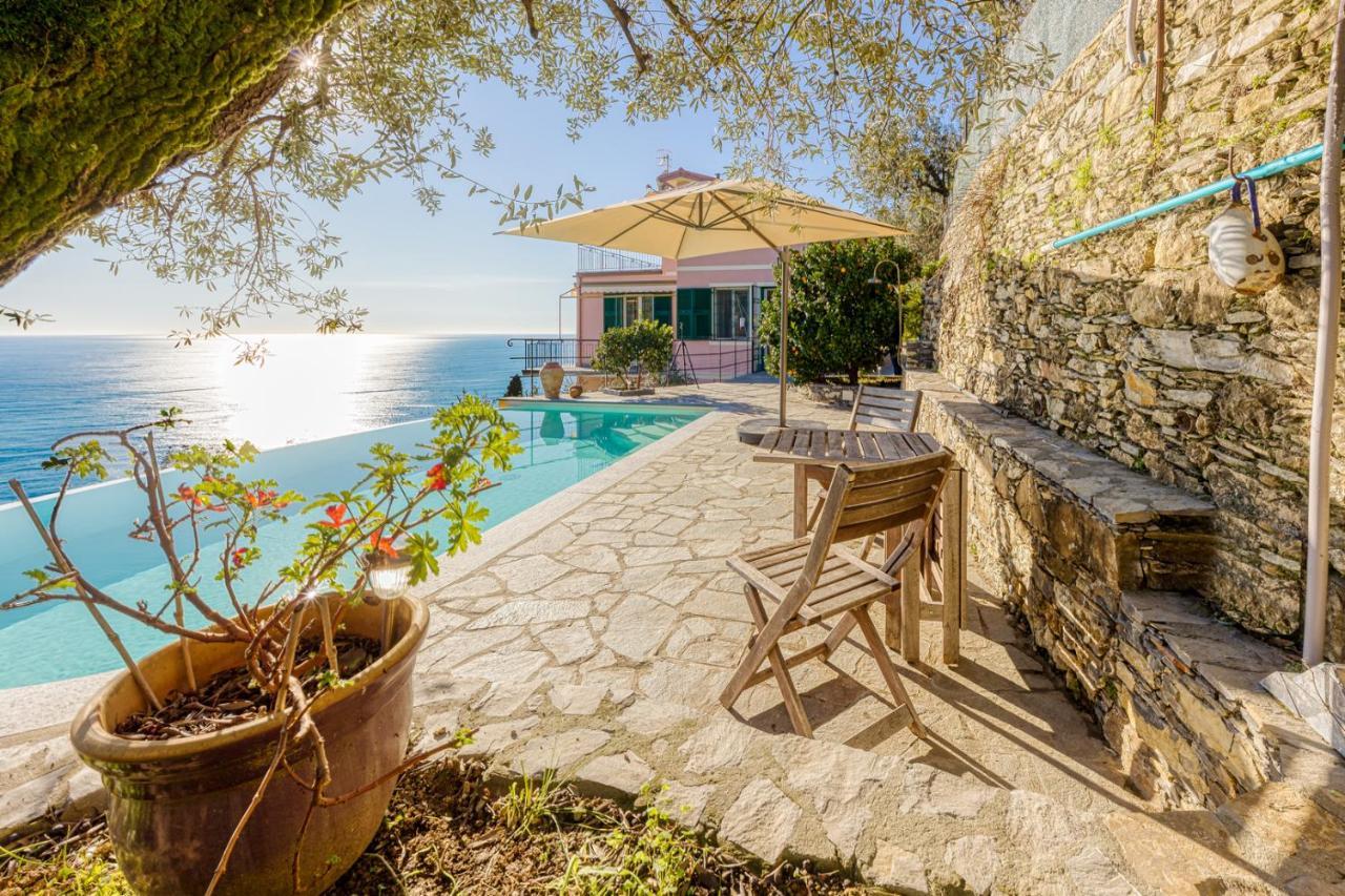 Appartamento CasaViva - Ampio Trilocale vista mare con piscina - Pieve Alta Pieve Ligure Esterno foto