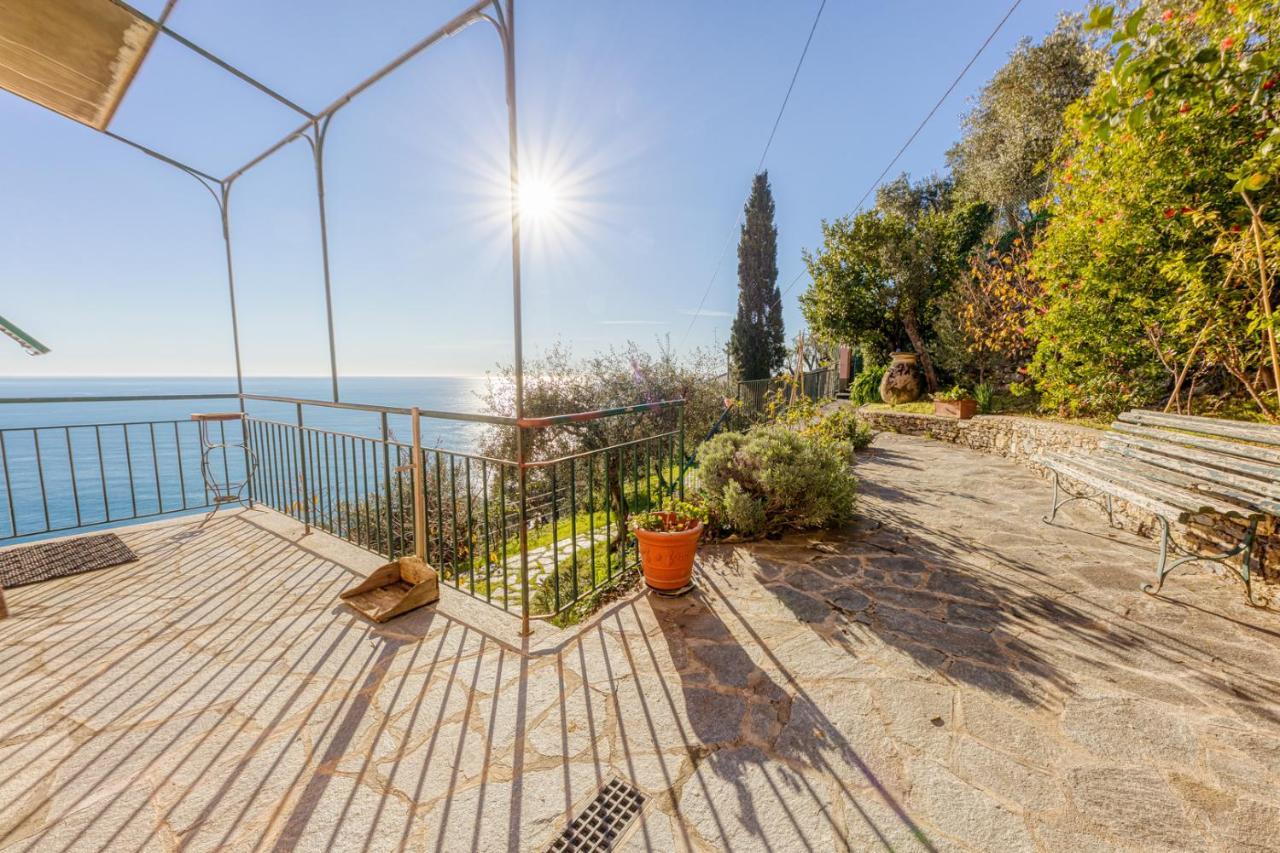 Appartamento CasaViva - Ampio Trilocale vista mare con piscina - Pieve Alta Pieve Ligure Esterno foto