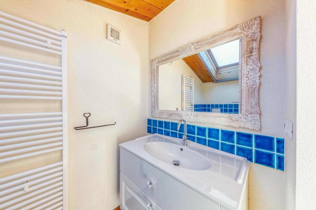 Appartamento CasaViva - Ampio Trilocale vista mare con piscina - Pieve Alta Pieve Ligure Esterno foto
