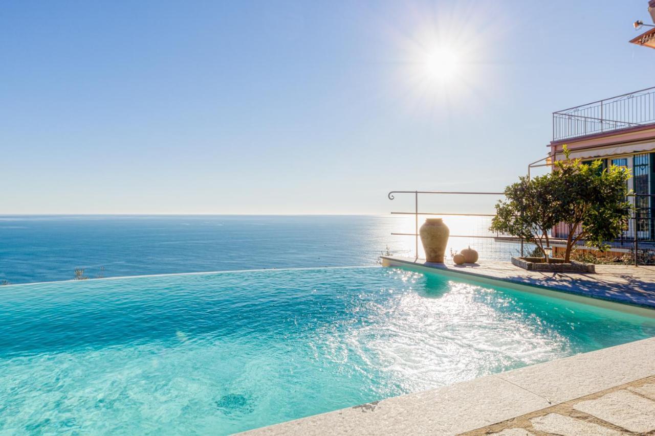 Appartamento CasaViva - Ampio Trilocale vista mare con piscina - Pieve Alta Pieve Ligure Esterno foto