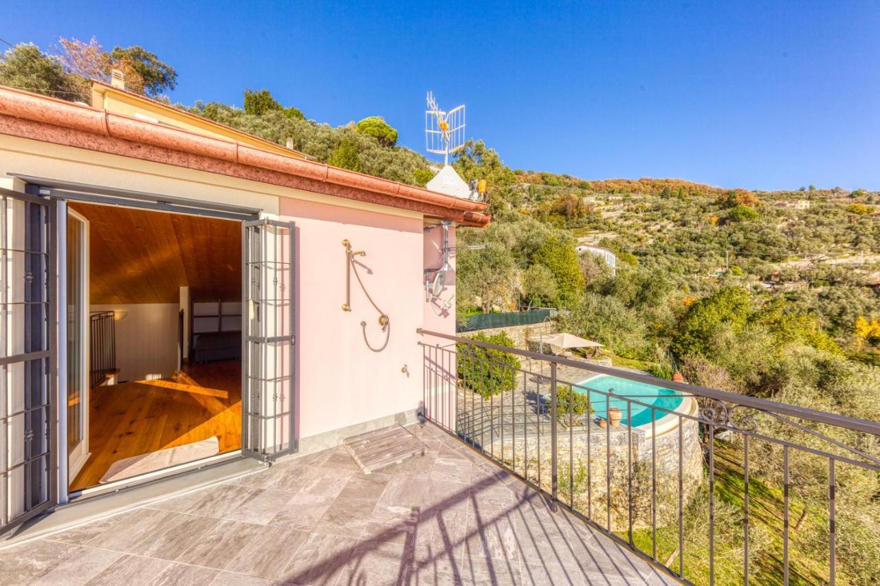 Appartamento CasaViva - Ampio Trilocale vista mare con piscina - Pieve Alta Pieve Ligure Esterno foto