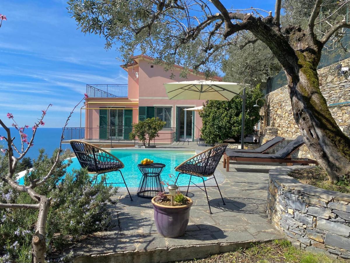Appartamento CasaViva - Ampio Trilocale vista mare con piscina - Pieve Alta Pieve Ligure Esterno foto